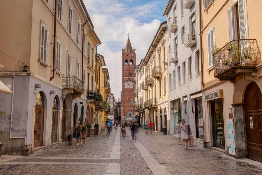 VIA ITALIA E VIA CARLO ALBERTO