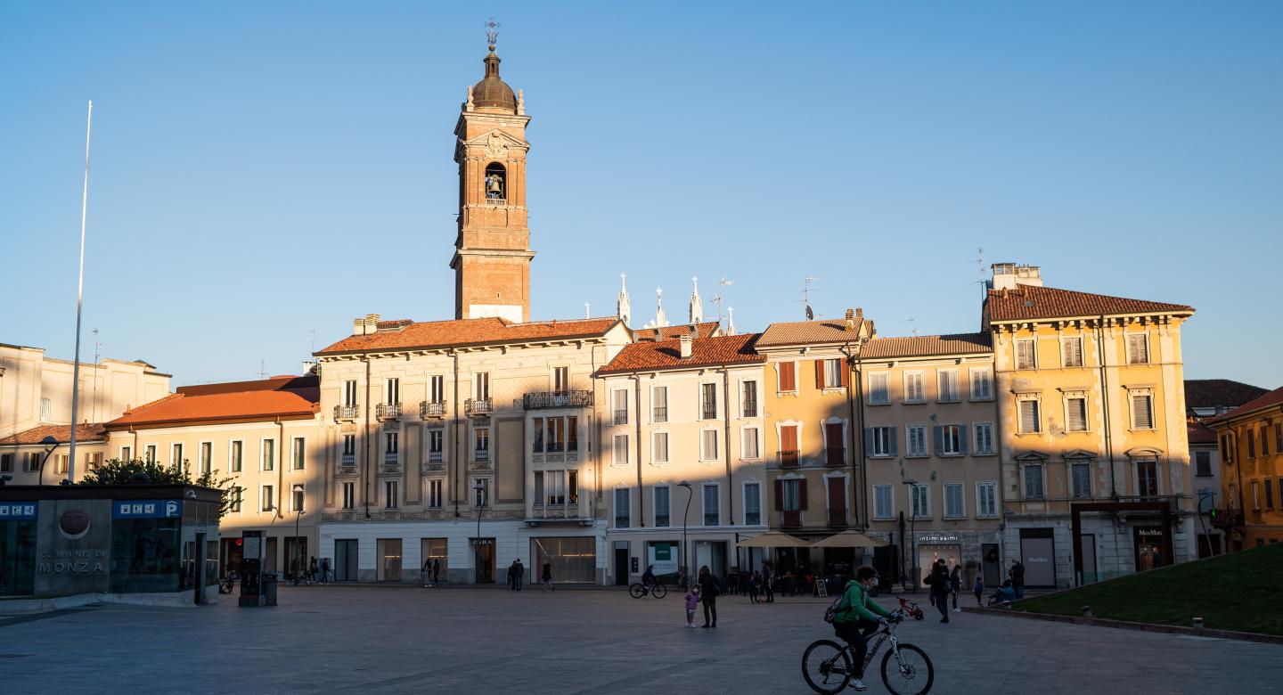 PIAZZA TRENTO E TRIESTE