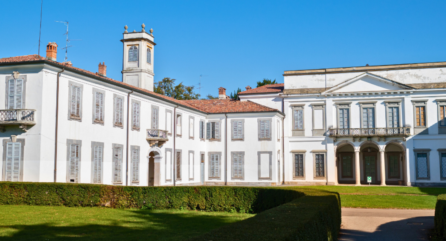 VILLA MIRABELLO