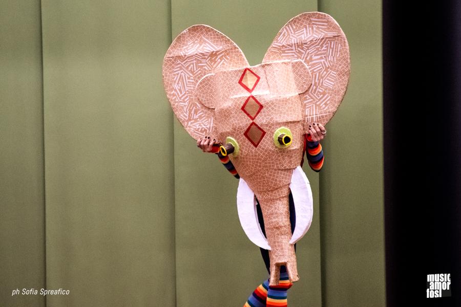L’elefante e la pioggia da una fiaba Masai