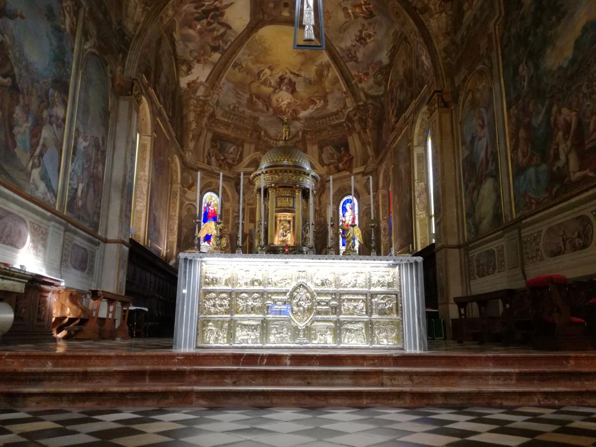 Duomo di Monza - altare