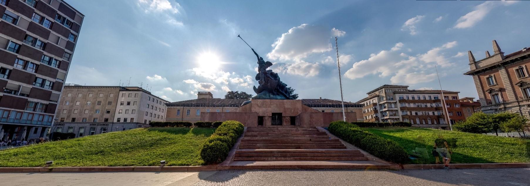 Piazza Trento e Trieste e Monumento ai Caduti