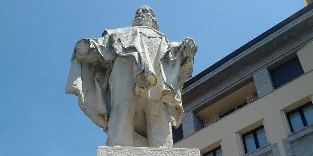 Statua di Giuseppe Garibaldi - Piazza Garibaldi